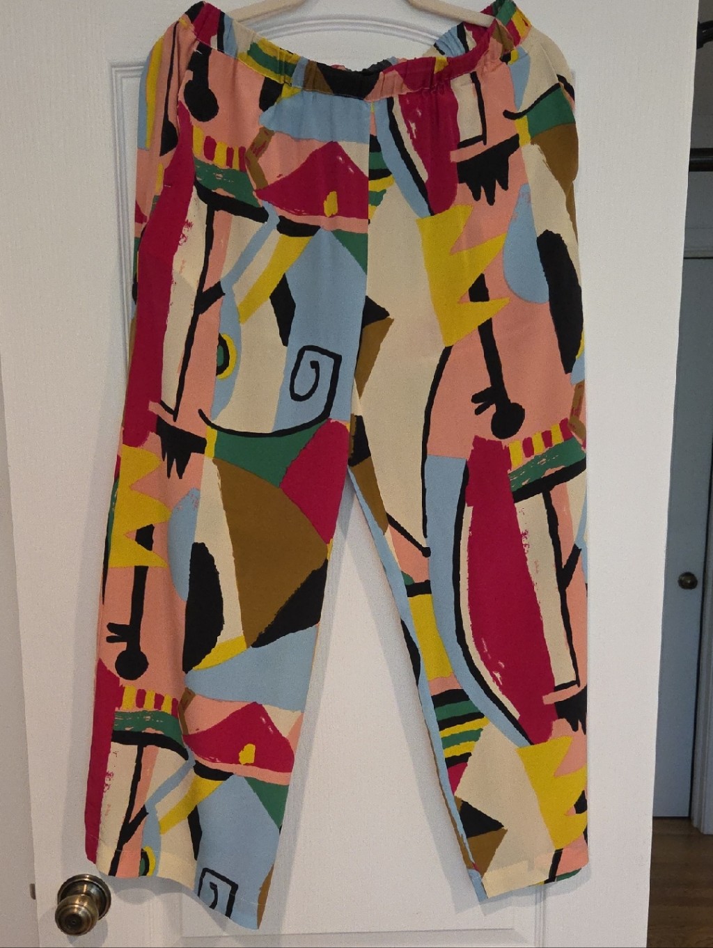 Weekend Max Mara Multicolor Printed Trousers - Vibrant Geometric Pattern